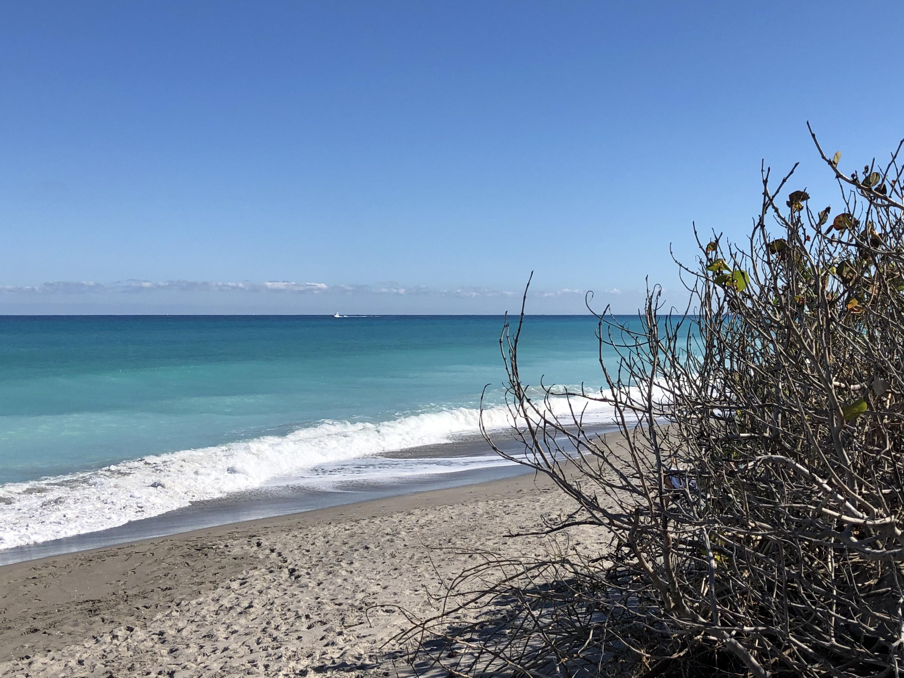 1605 Highway 1, Unit 14C Jupiter, FL 33477 - Photo 32 of 32 Beach