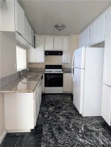 $675,000 | 1750 East Ocean Boulevard, Unit 1011, Long Beach, CA 90802