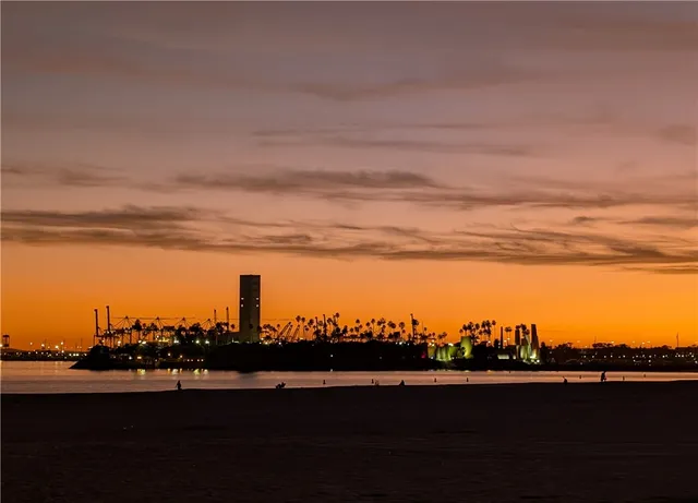 $675,000 | 1750 East Ocean Boulevard, Unit 1011, Long Beach, CA 90802