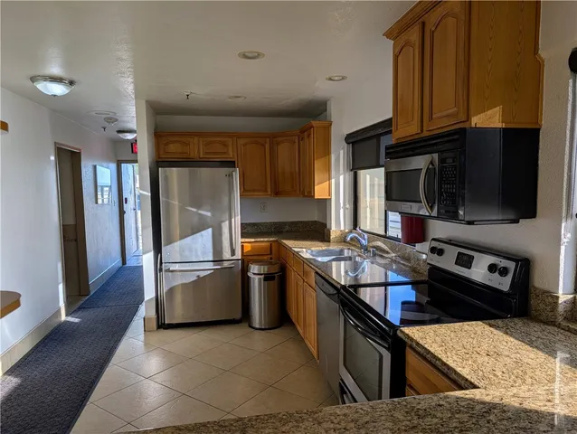 $675,000 | 1750 East Ocean Boulevard, Unit 1011, Long Beach, CA 90802