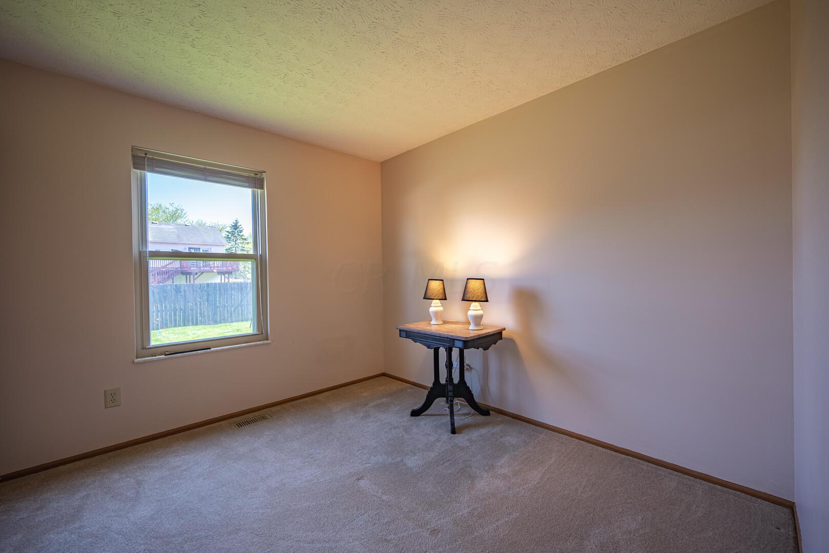 5578 Spring Hill Road Grove City, OH 43123 - Photo 23 of 32 5578 Spring Hill Dr -29