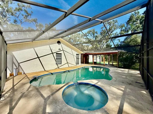 $3,150 | 15611 Walden Avenue, Tampa, FL 33618