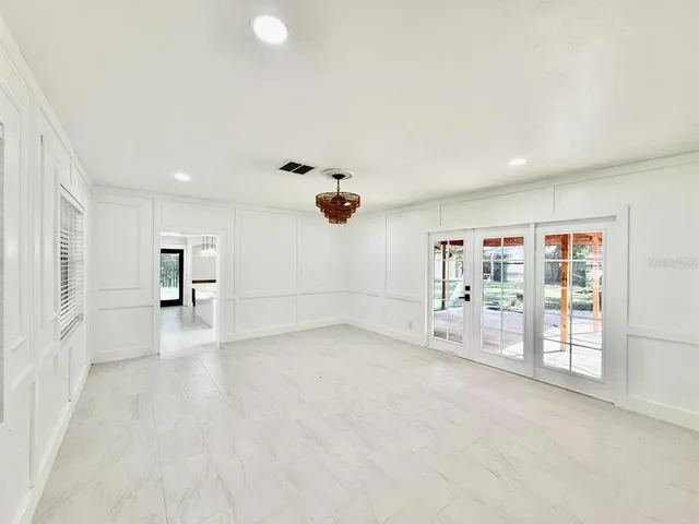 $3,150 | 15611 Walden Avenue, Tampa, FL 33618