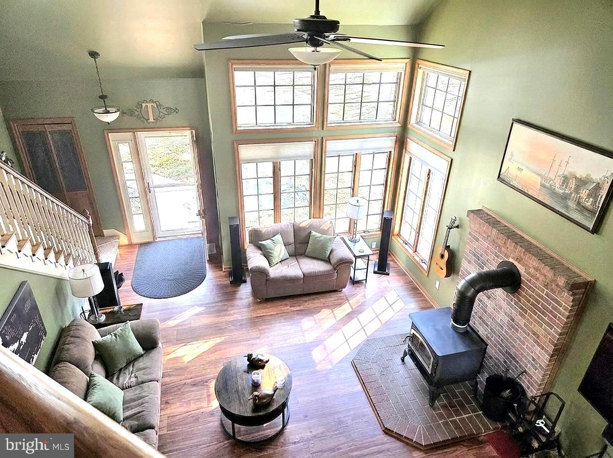 5632 Galestown - Reliance Road Rhodesdale, MD 21659 - Photo 12 of 25 a living room with furniture and a large window