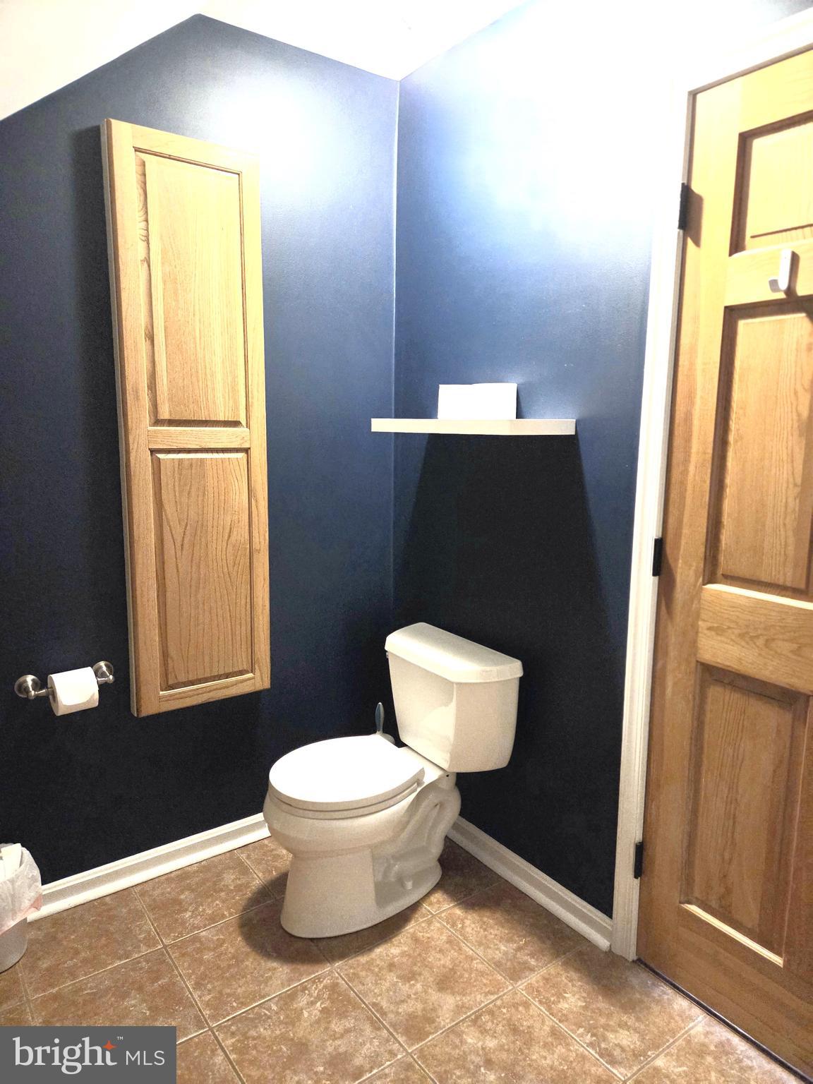 5632 Galestown - Reliance Road Rhodesdale, MD 21659 - Photo 19 of 25 a bathroom with a toilet and a sink