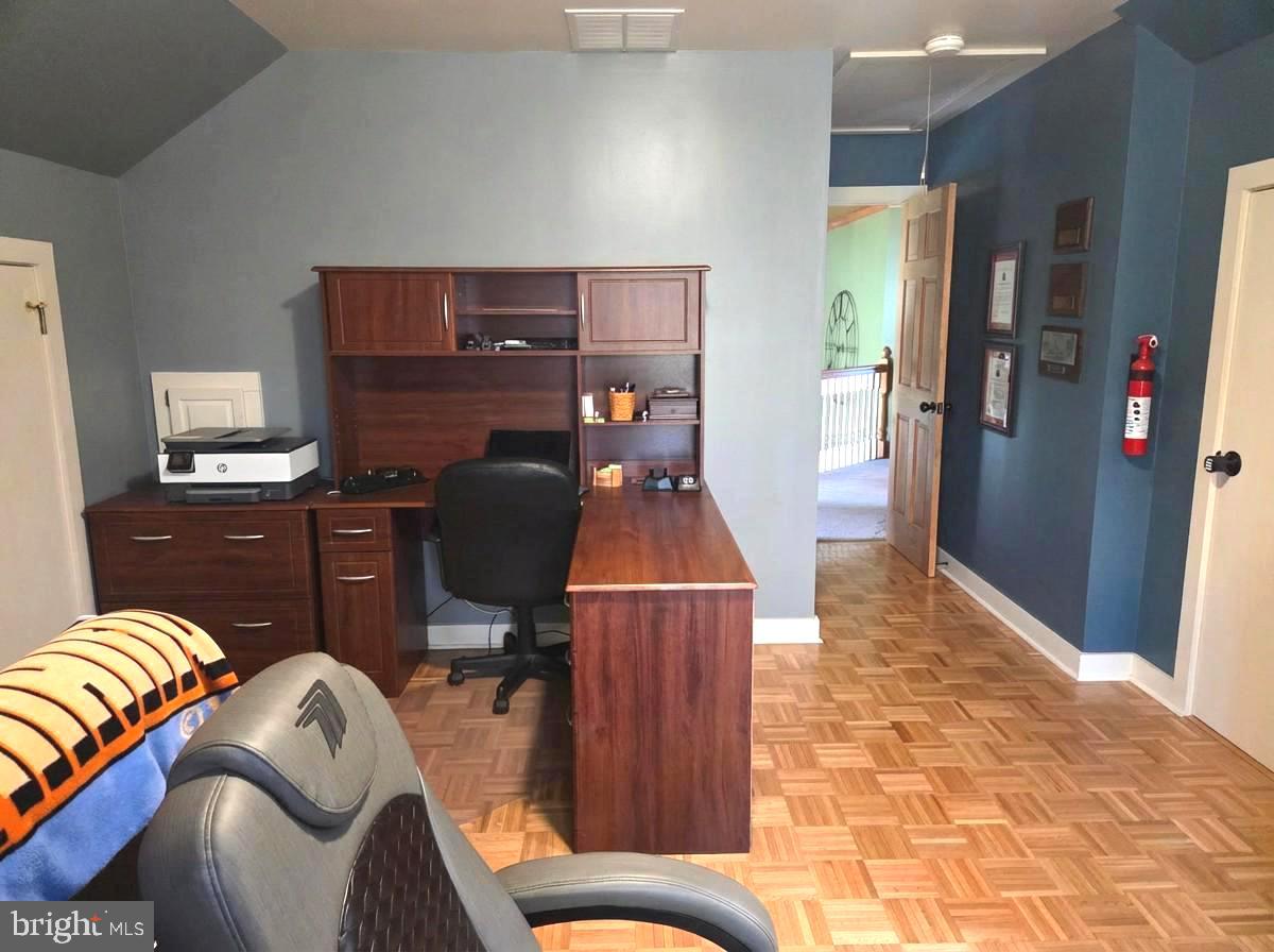 5632 Galestown - Reliance Road Rhodesdale, MD 21659 - Photo 24 of 25 a living room with furniture