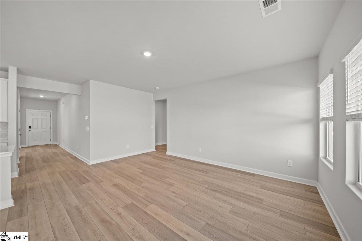 831 Penfold Pointe Wellford, SC 29385 - Photo 4 of 26