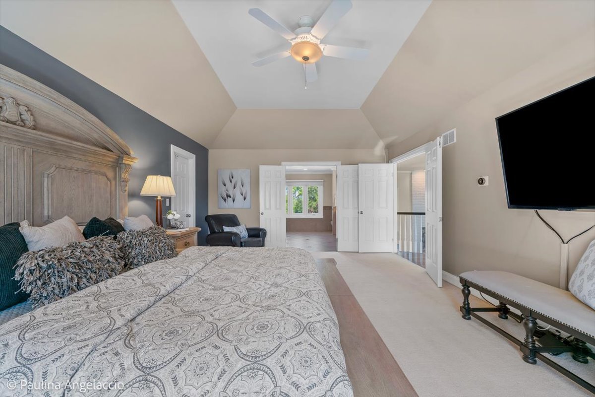 1507 Guthrie Drive Inverness, IL 60067 - Photo 20 of 45