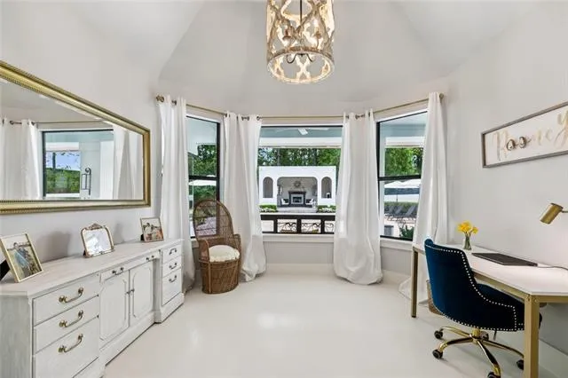 $1,025,000 | 4 North Azalea Drive, Covington, LA 70433