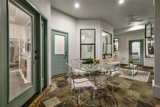 $1,025,000 | 4 North Azalea Drive, Covington, LA 70433