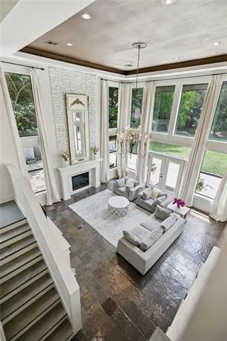 $1,025,000 | 4 North Azalea Drive, Covington, LA 70433