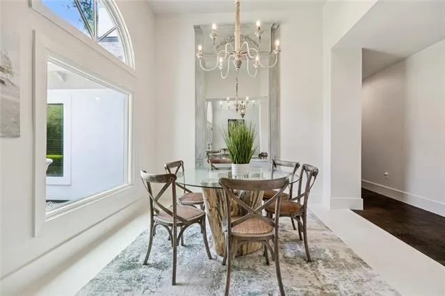 $1,025,000 | 4 North Azalea Drive, Covington, LA 70433