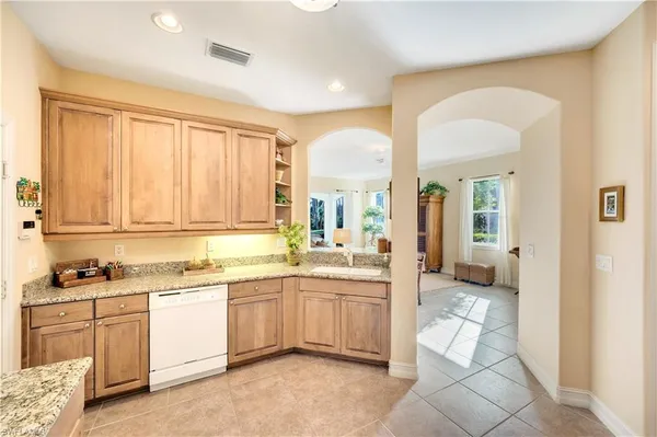 $20,000 | 2654 Bolero Drive, Unit 81, Naples, FL 34109