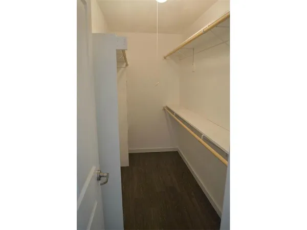 $1,100 | 3421 West 5th Street, Unit D, Fort Worth, TX 76107