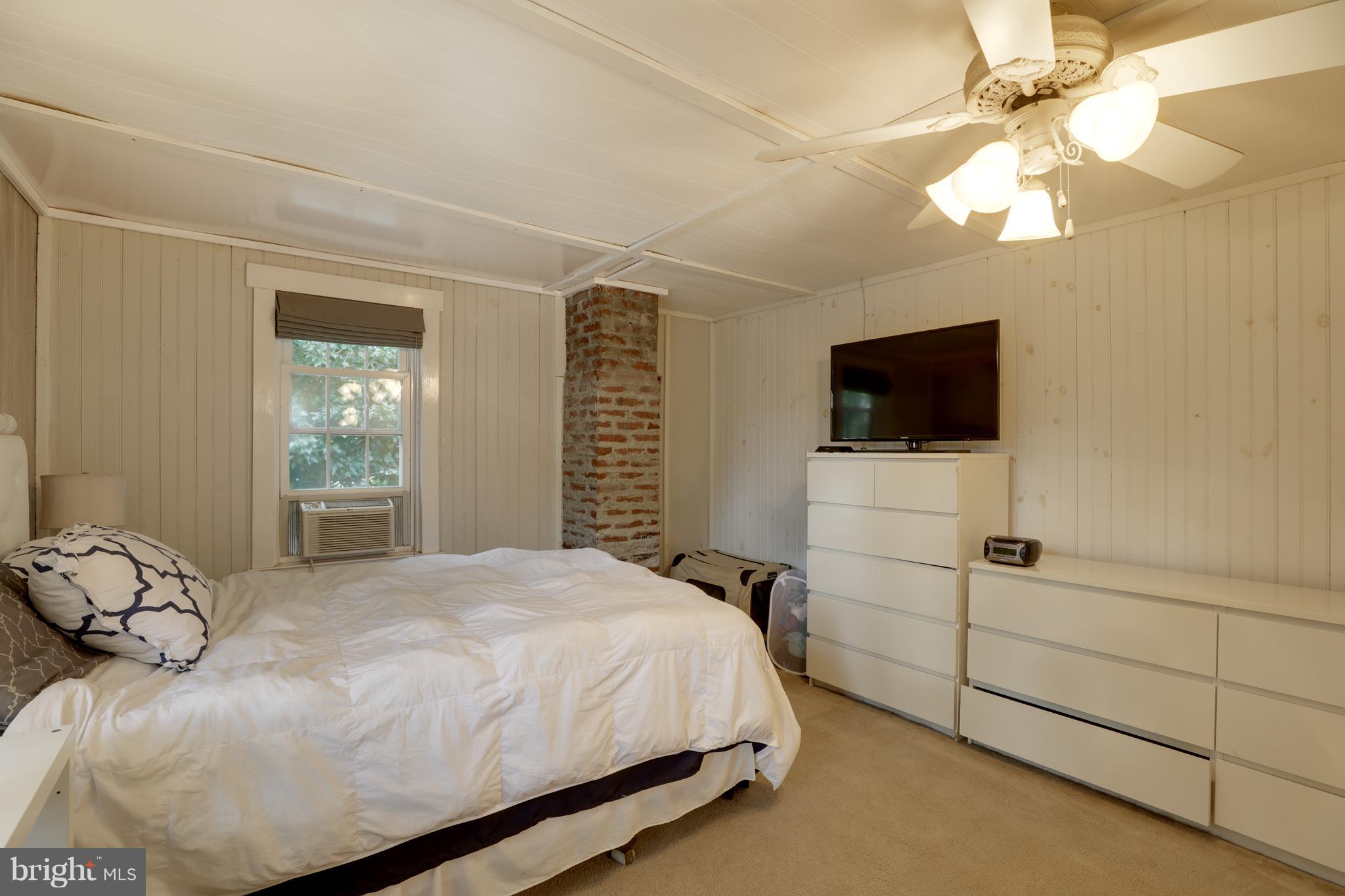 161 Park Road Pasadena, MD 21122 - Photo 17 of 30 Bedroom (Master)