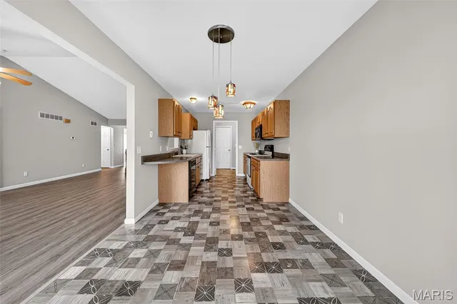 $260,000 | 613 Meadowview Court, Warrenton, MO 63383