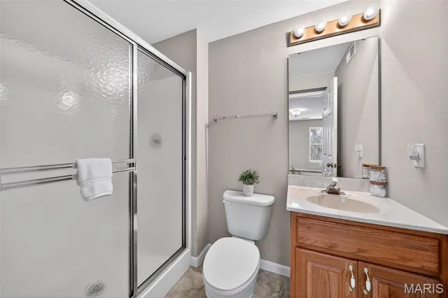 $260,000 | 613 Meadowview Court, Warrenton, MO 63383