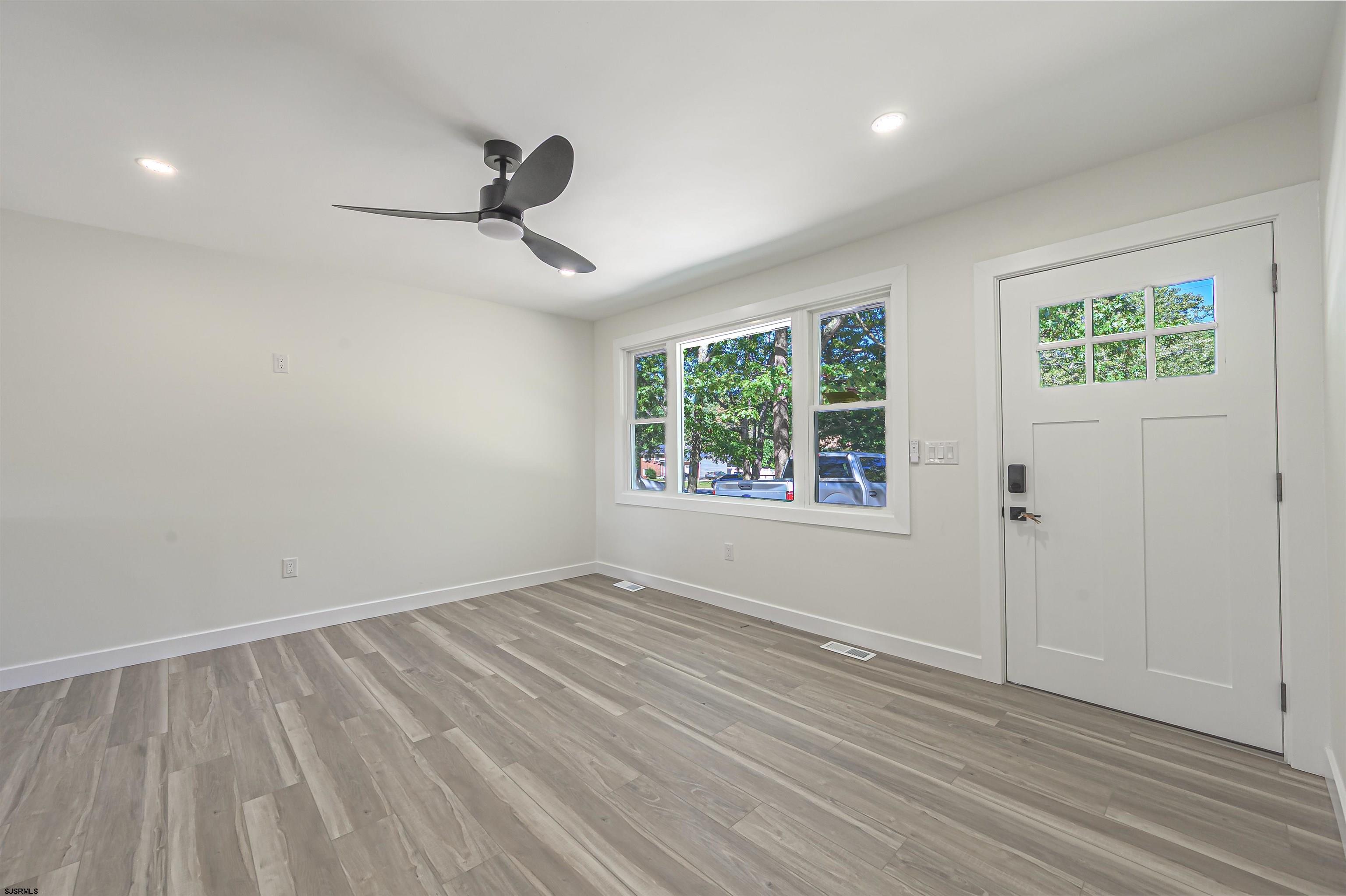310 Sandy Lane Galloway Township, NJ 08205 - Photo 14 of 48 an empty room with windows