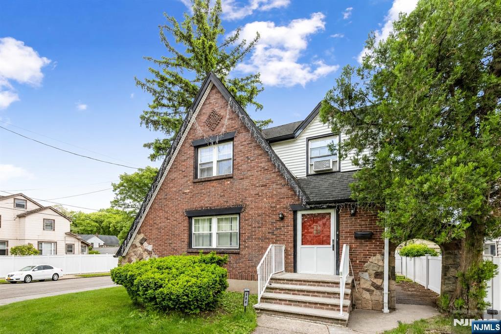 384 Woods Road Teaneck, NJ 07666 - Photo 1 of 17