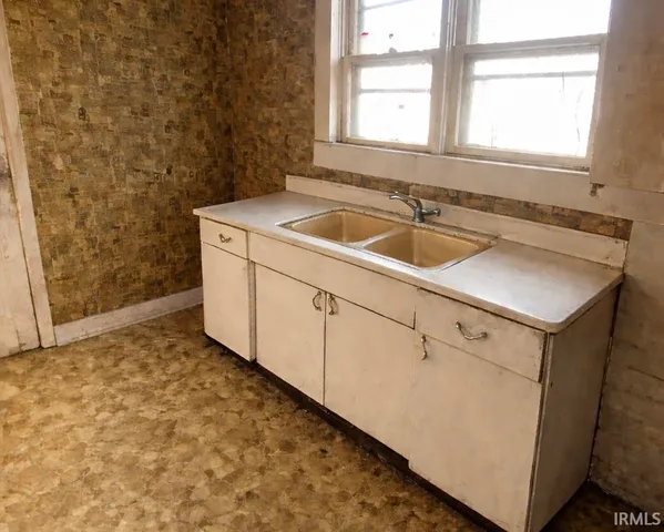 $50,000 | 205 High Street, North Manchester, IN 46962