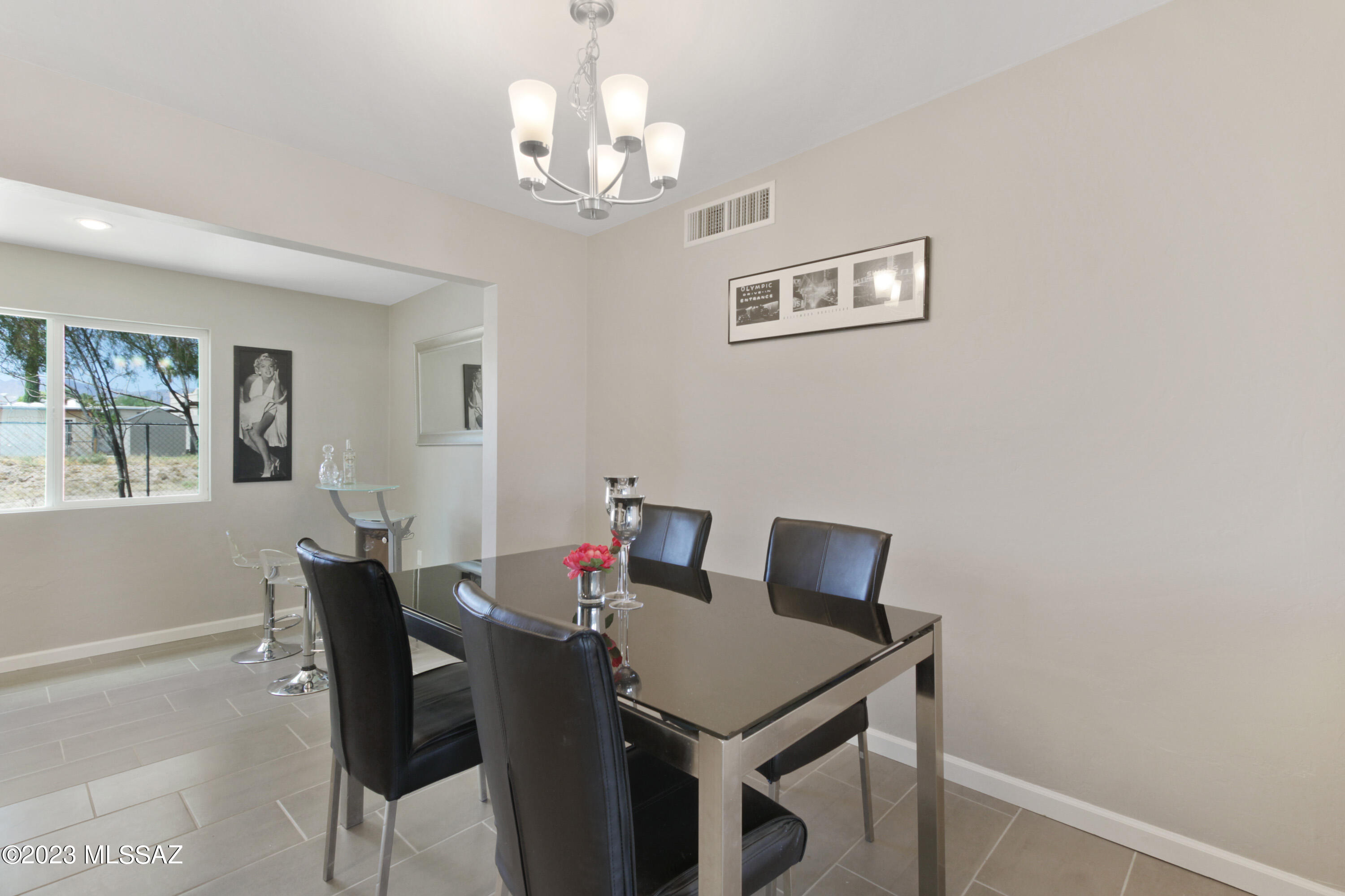 9621 East Sellarole Road Tucson, AZ 85730 - Photo 11 of 32 Gallery Image 11