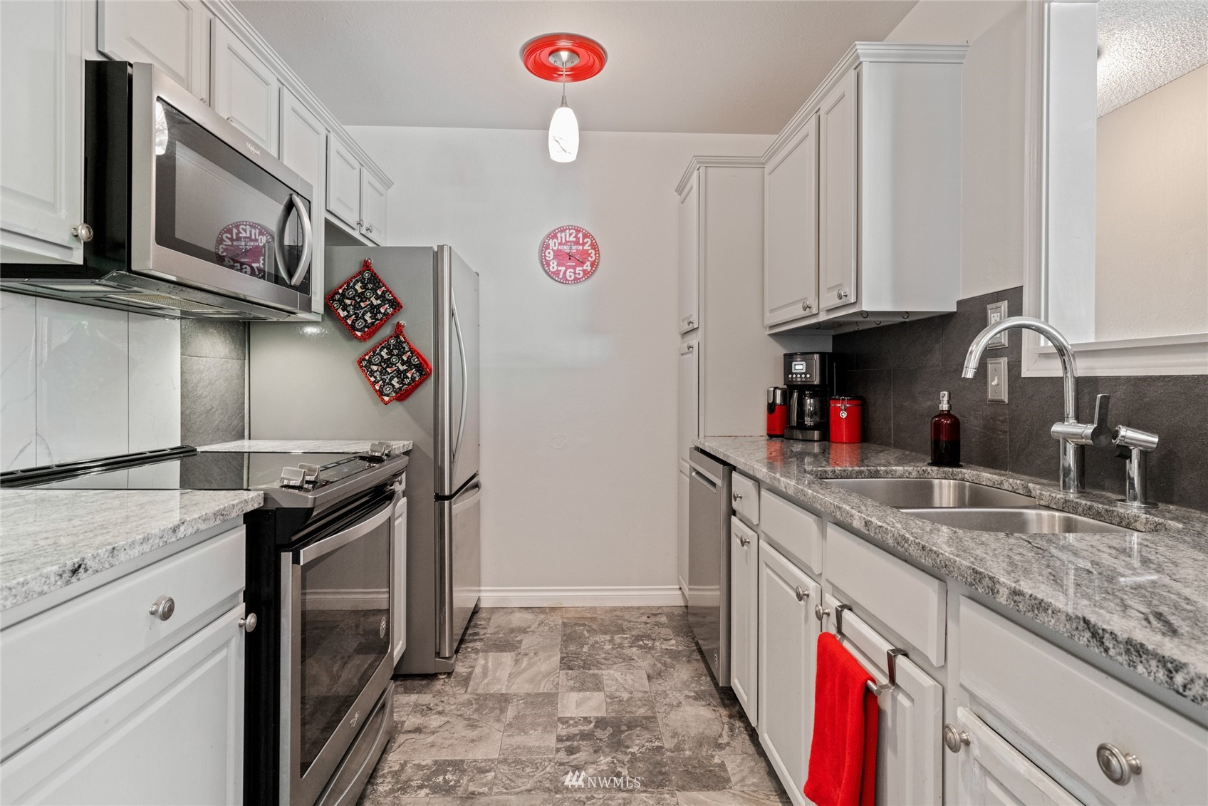 1815 Number 2 Canyon Road, Unit 59 Wenatchee, WA 98801 - Photo 6 of 23 Gallery Image 6