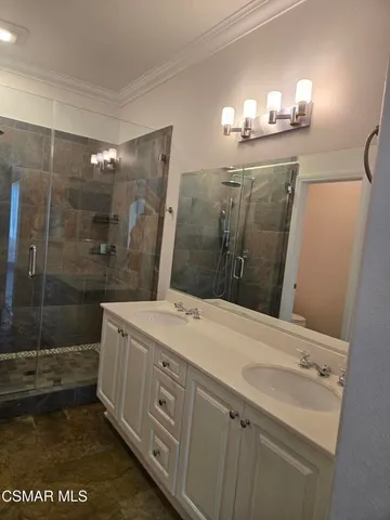 a view of a walk in closet