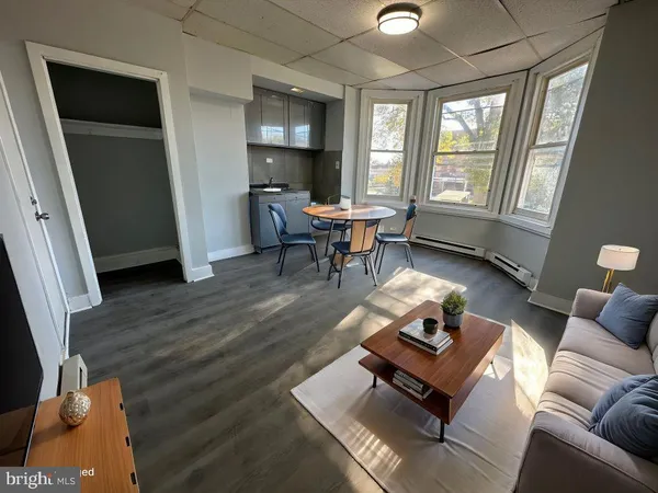 $900 | 1521-00 Wakeling Street, Philadelphia, PA 19124
