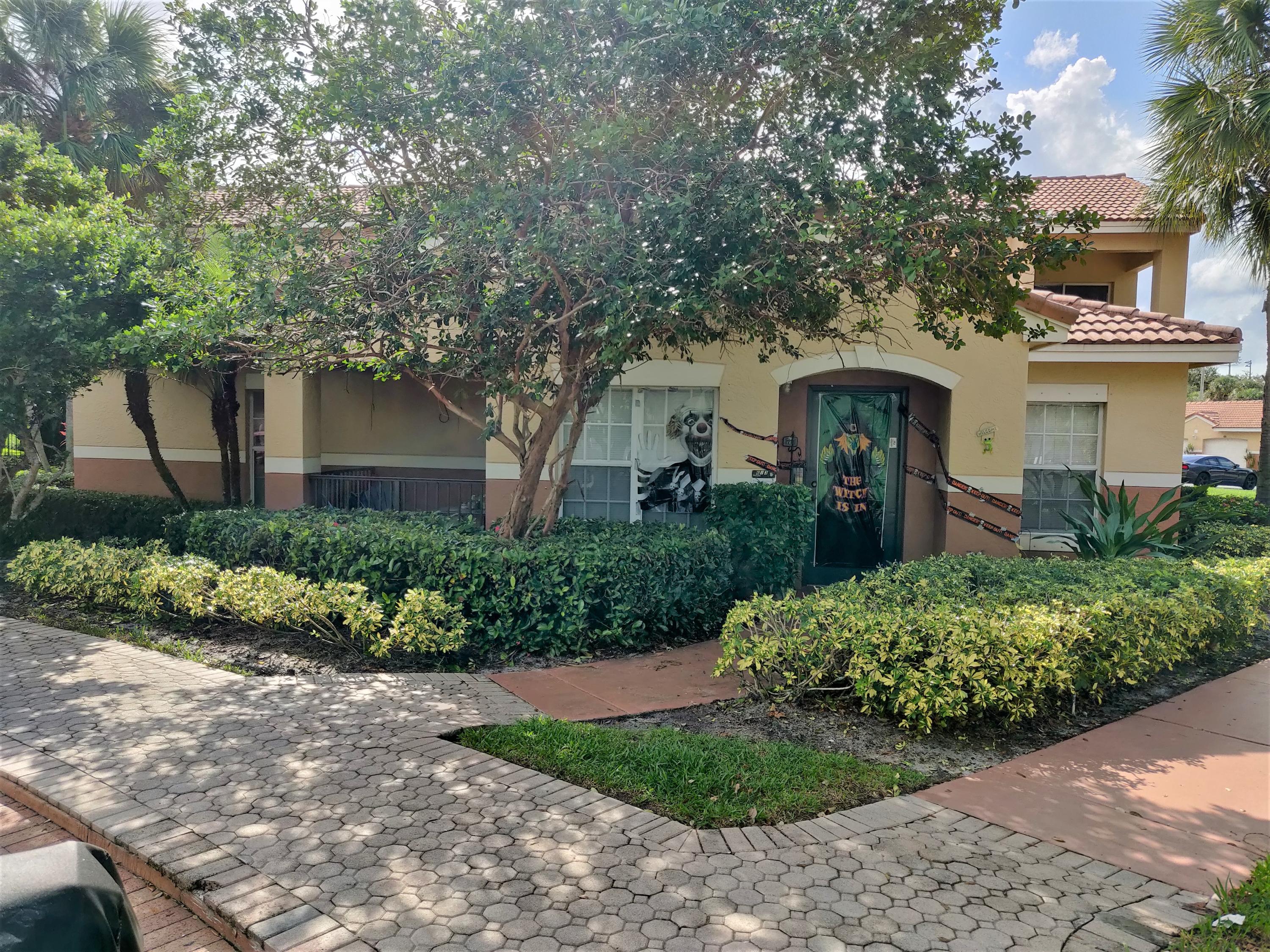 10372 Fox Trail Road South, Unit 613 Royal Palm Beach, FL 33411 - Photo 1 of 17 Front