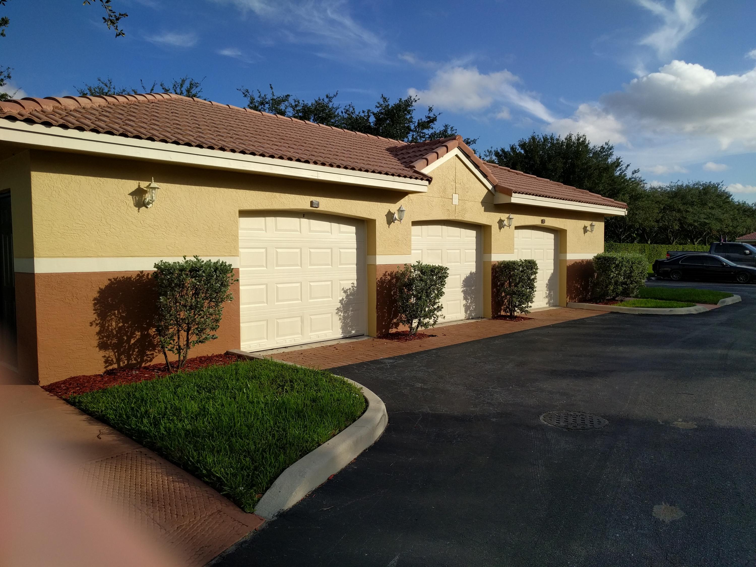 10372 Fox Trail Road South, Unit 613 Royal Palm Beach, FL 33411 - Photo 11 of 17 IMG_20151217_154436