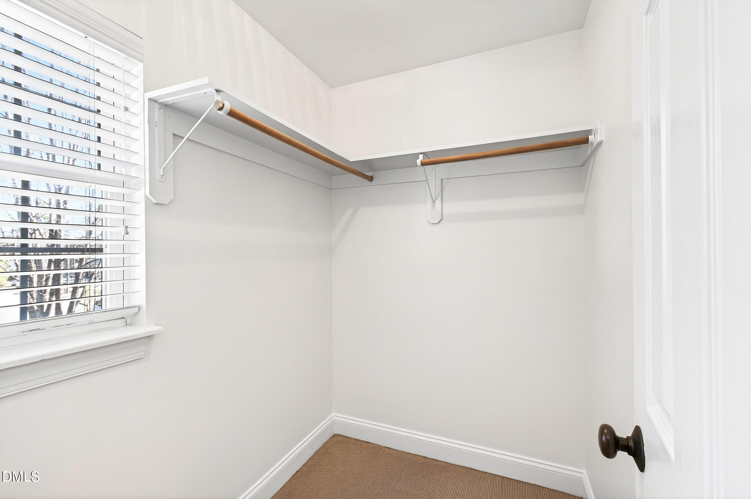 1900 Fairfield Drive Raleigh, NC 27608 - Photo 26 of 32 24 Interiors (31)
