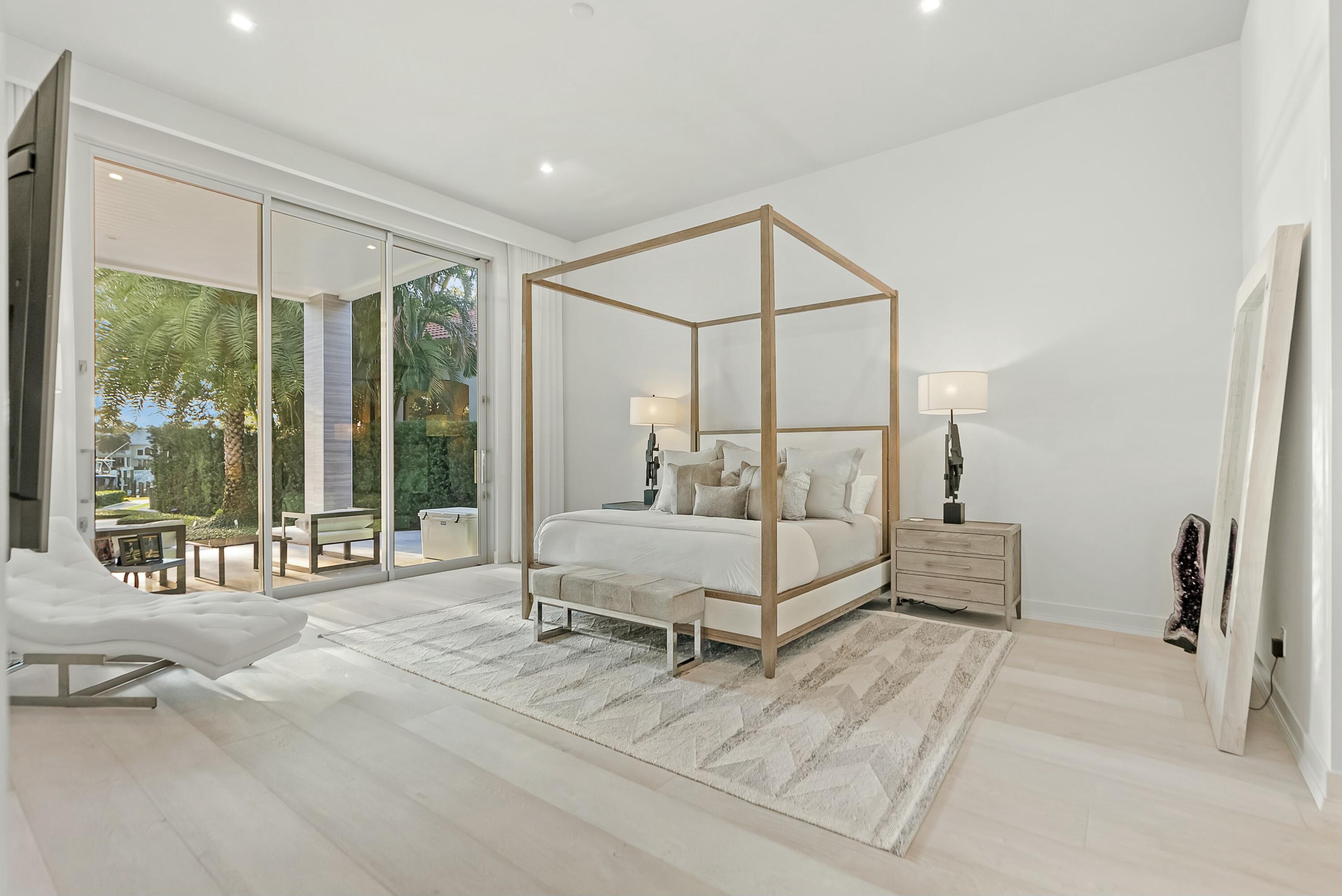 2162 Radnor Road North Palm Beach, FL 33408 - Photo 14 of 81 tempImageCpp9TX