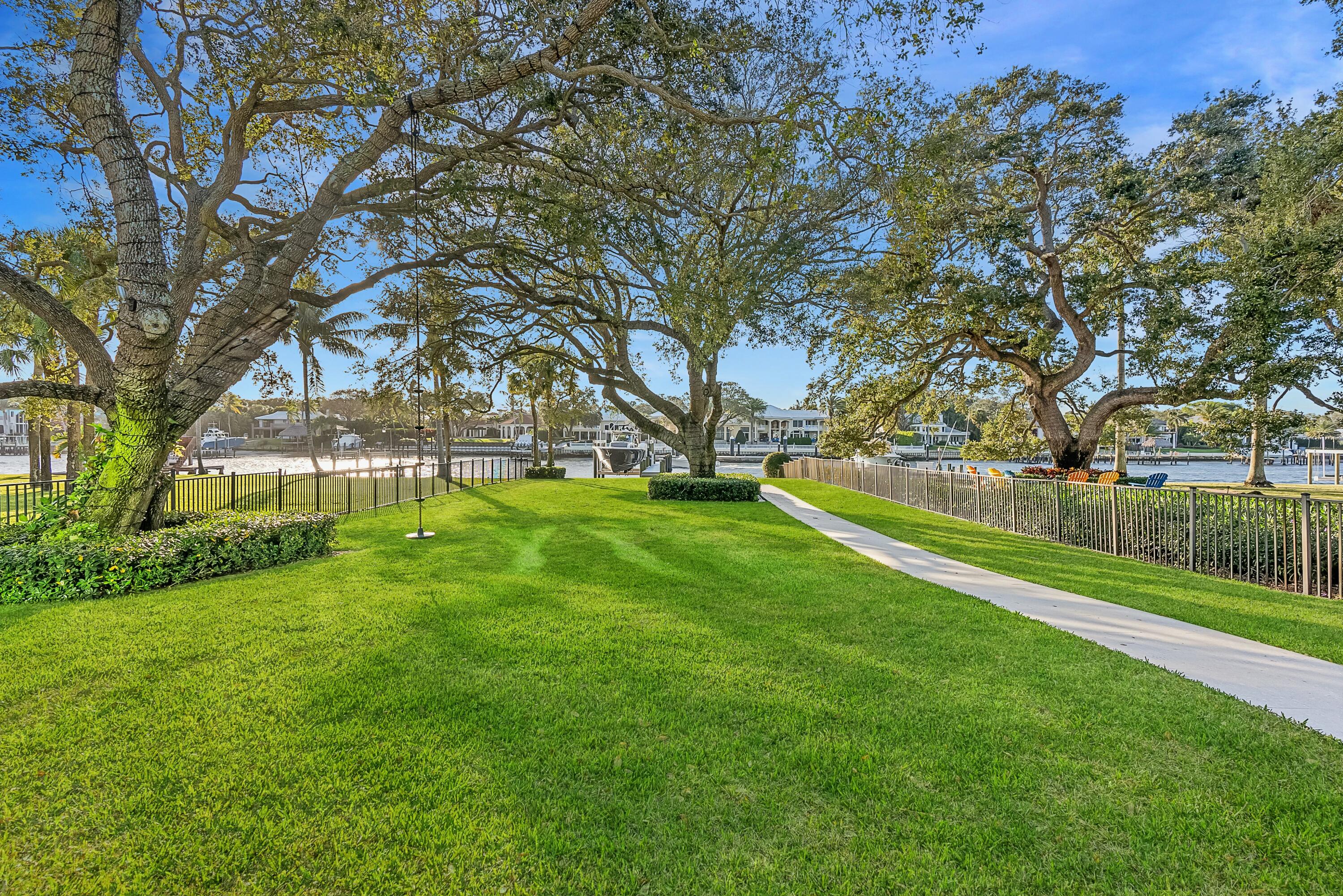 2162 Radnor Road North Palm Beach, FL 33408 - Photo 67 of 81 tempImageg5z3Sj