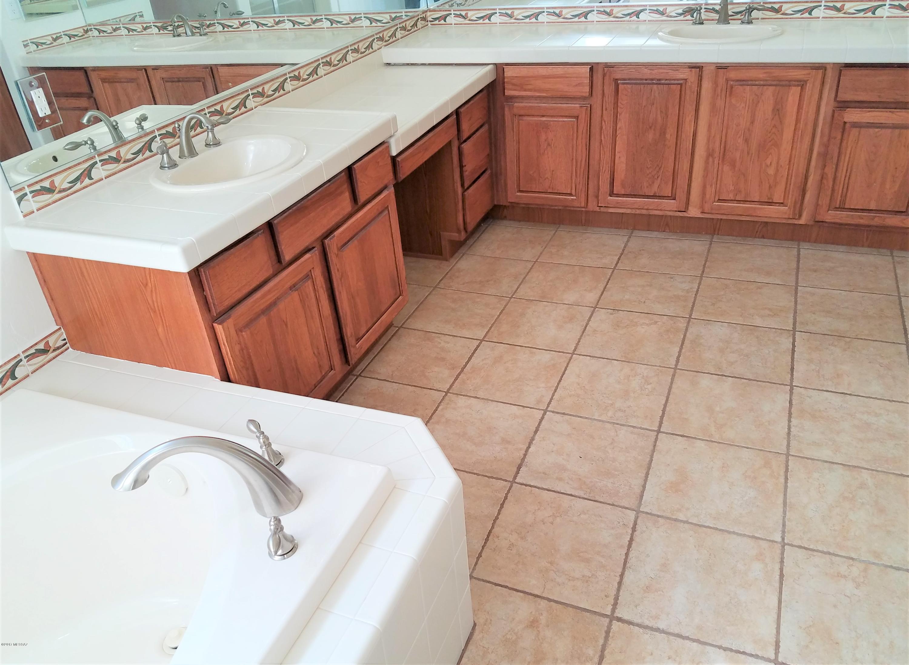 63153 East Flower Ridge Drive Tucson, AZ 85739 - Photo 34 of 43