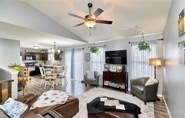 $324,900 | 340 Denali Drive, Troy, MO 63379