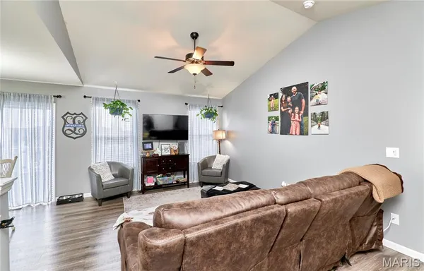 $324,900 | 340 Denali Drive, Troy, MO 63379