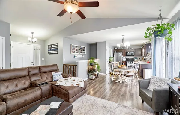 $324,900 | 340 Denali Drive, Troy, MO 63379