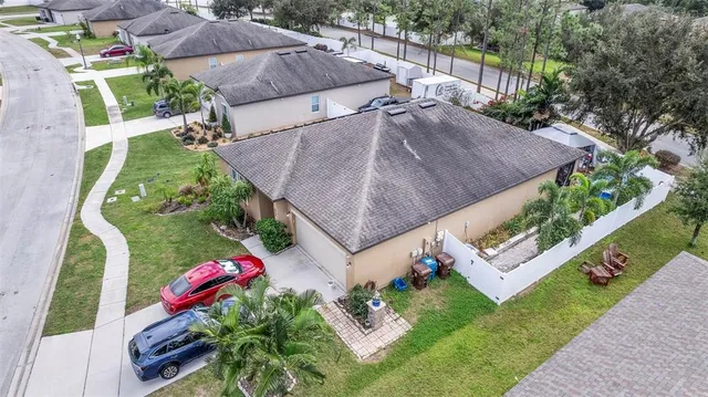 $285,000 | 977 Lancelot Drive, Lake Wales, FL 33853