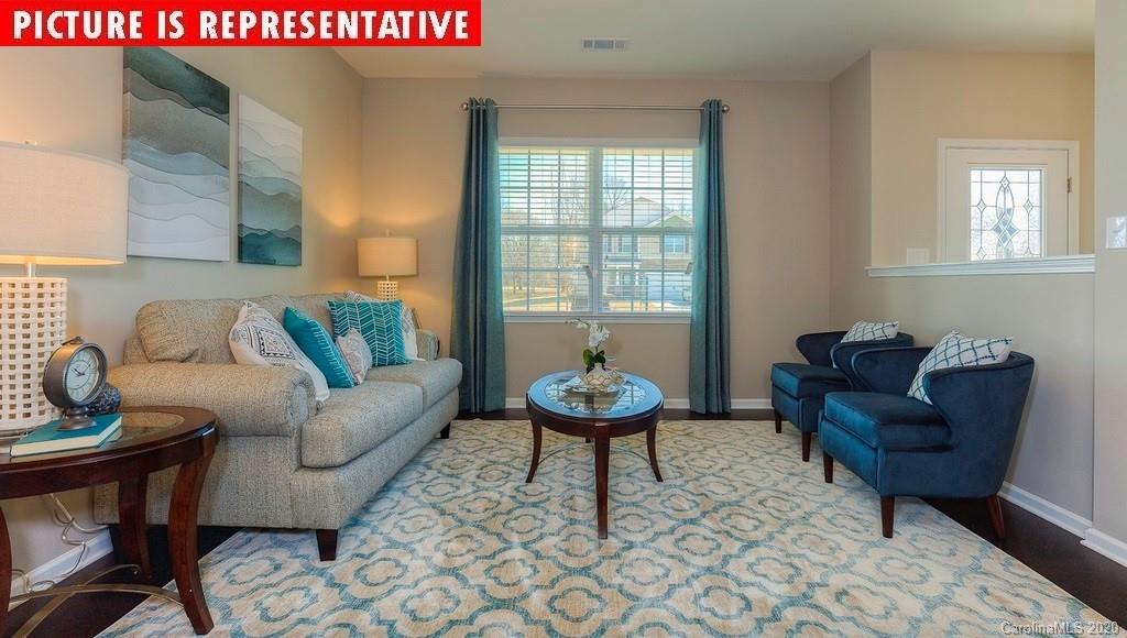5012 Traynor Road Charlotte, NC 28216 - Photo 4 of 39 Gallery Image 4