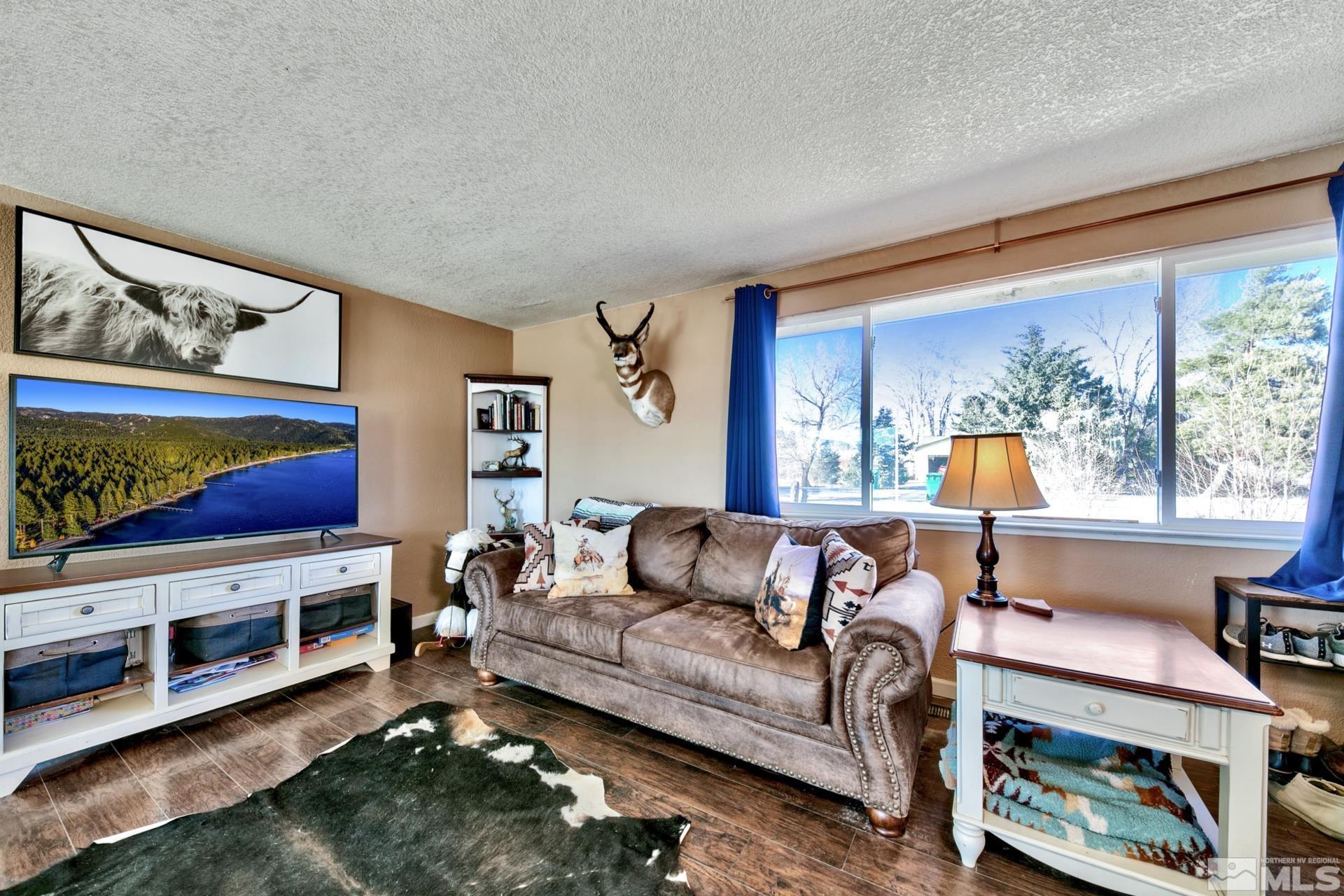11580 Pepper Way Reno, NV 89506 - Photo 10 of 29 Photo 12