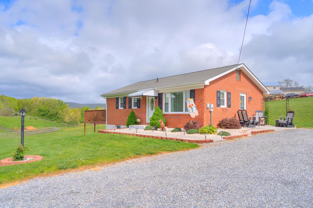 3345 Lavender Road Pulaski, VA 24301 - Photo 1 of 1 Gallery Image 1