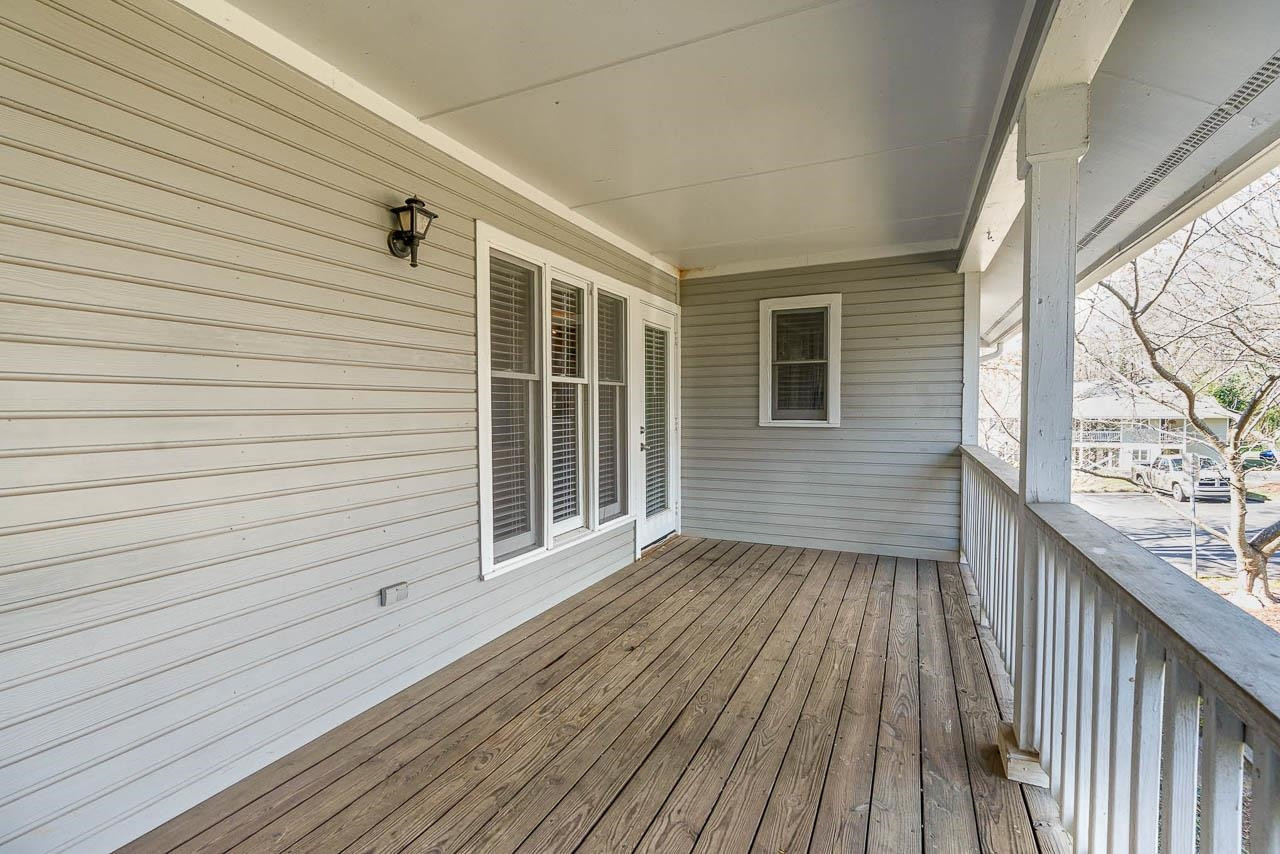 2820 Edridge Court, Unit 201 Raleigh, NC 27607 - Photo 6 of 22 Large Open Portch