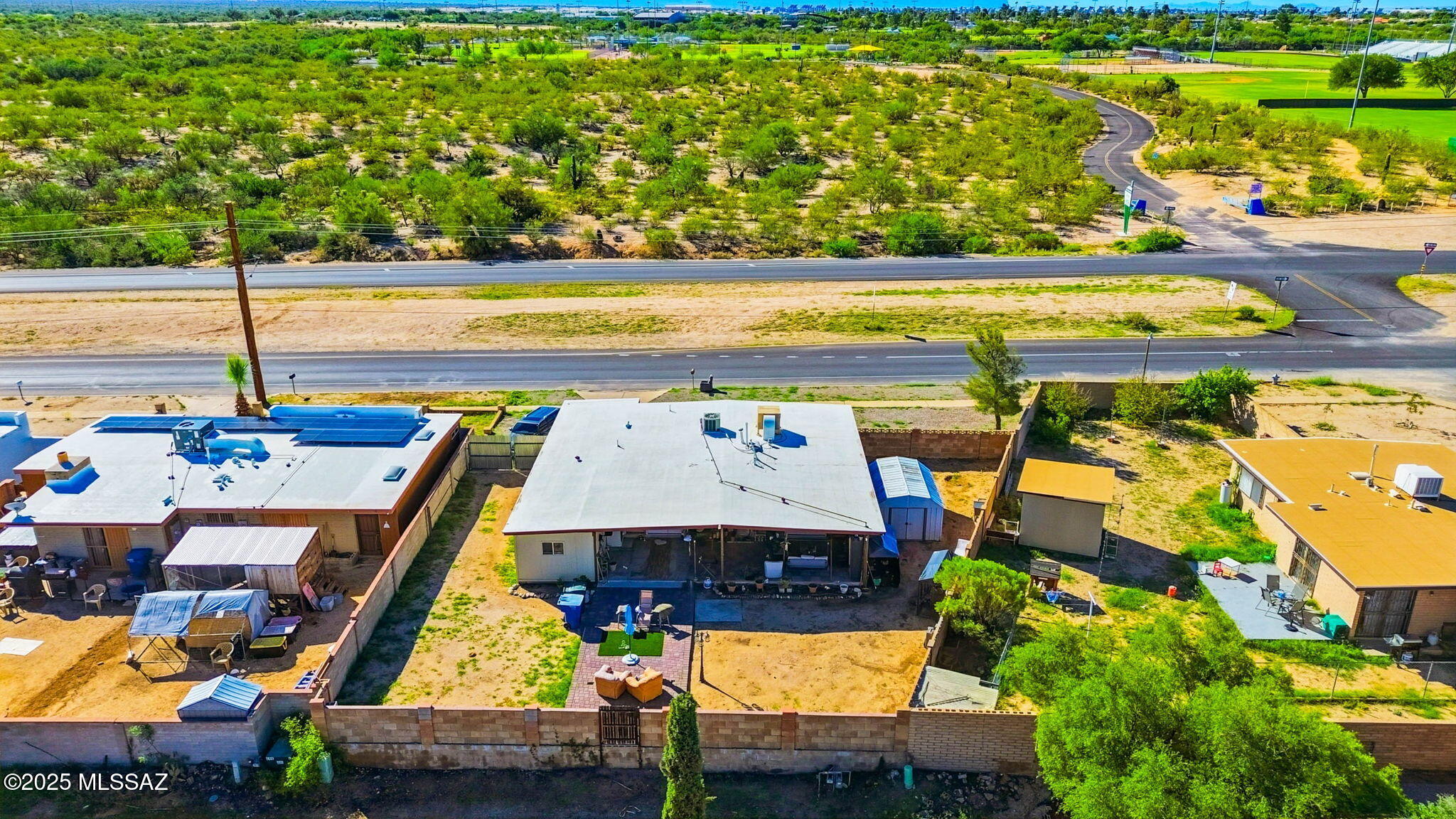8135 East Escalante Road Tucson, AZ 85730 - Photo 11 of 40 11-web-or-mls-photo-229