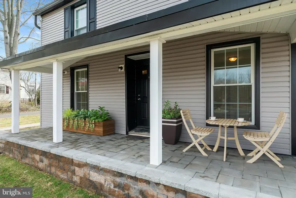$2,090 | 2210 New Falls Road, Unit A, Bristol, PA 19007