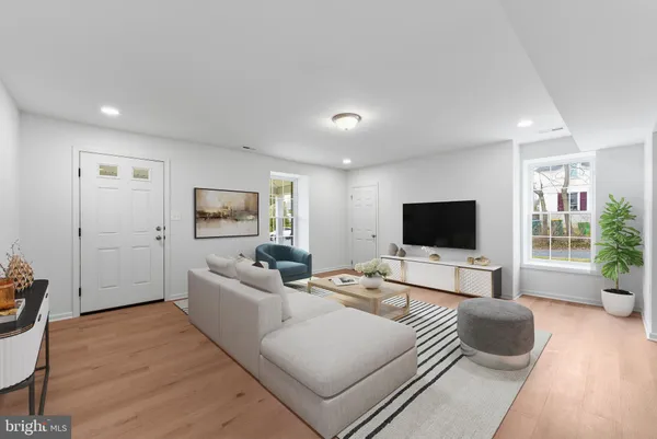 $2,090 | 2210 New Falls Road, Unit A, Bristol, PA 19007