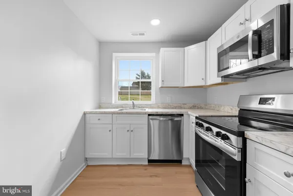 $2,090 | 2210 New Falls Road, Unit A, Bristol, PA 19007