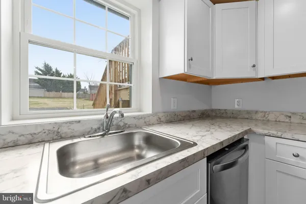 $2,090 | 2210 New Falls Road, Unit A, Bristol, PA 19007