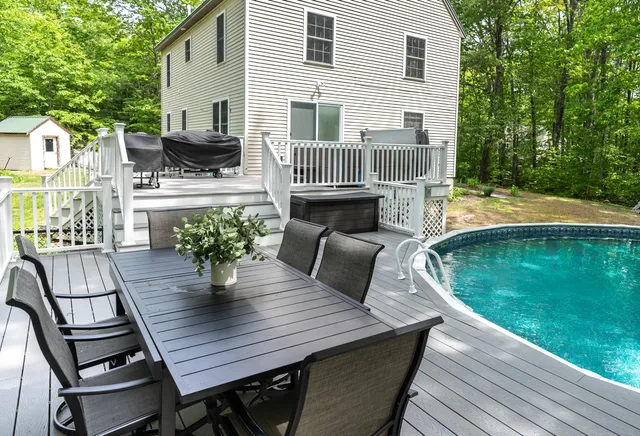 $589,000 | 25 Adirondack Drive, Hollis Center, ME 04042