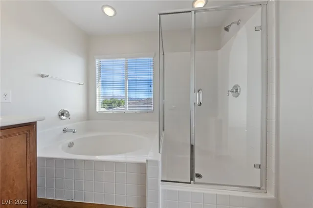 $2,195 | 10247 Blue Water Peak Avenue, Las Vegas, NV 89166