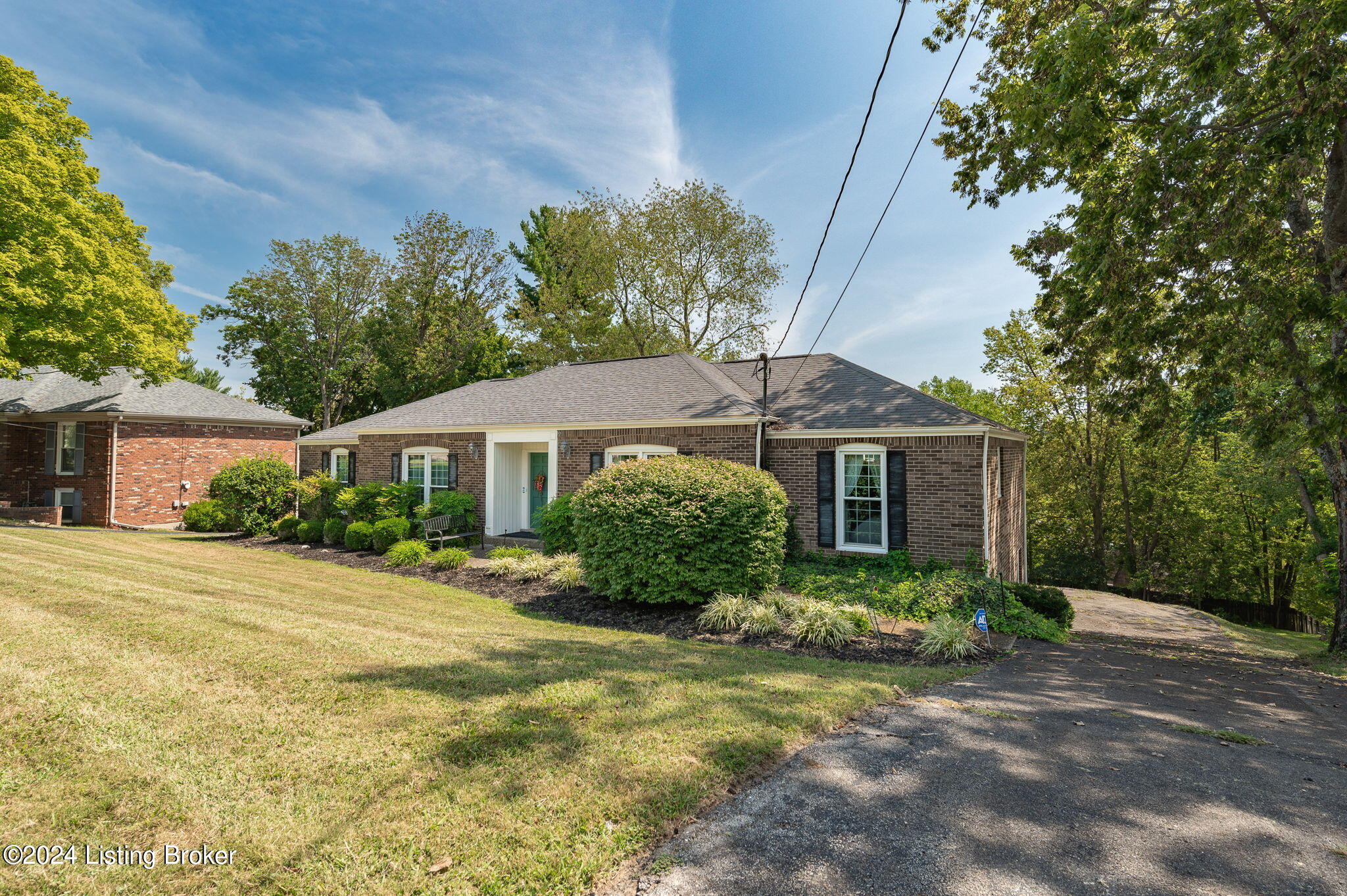 13104 Springhill Way Prospect, KY 40059 - Photo 3 of 45 1-web-or-mls-13104-springhill-way